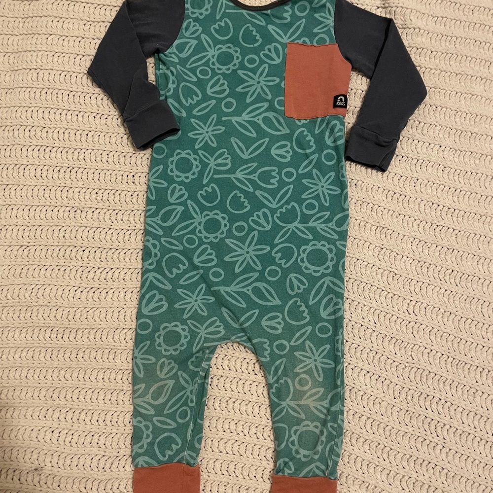 Gently worn rags to raches